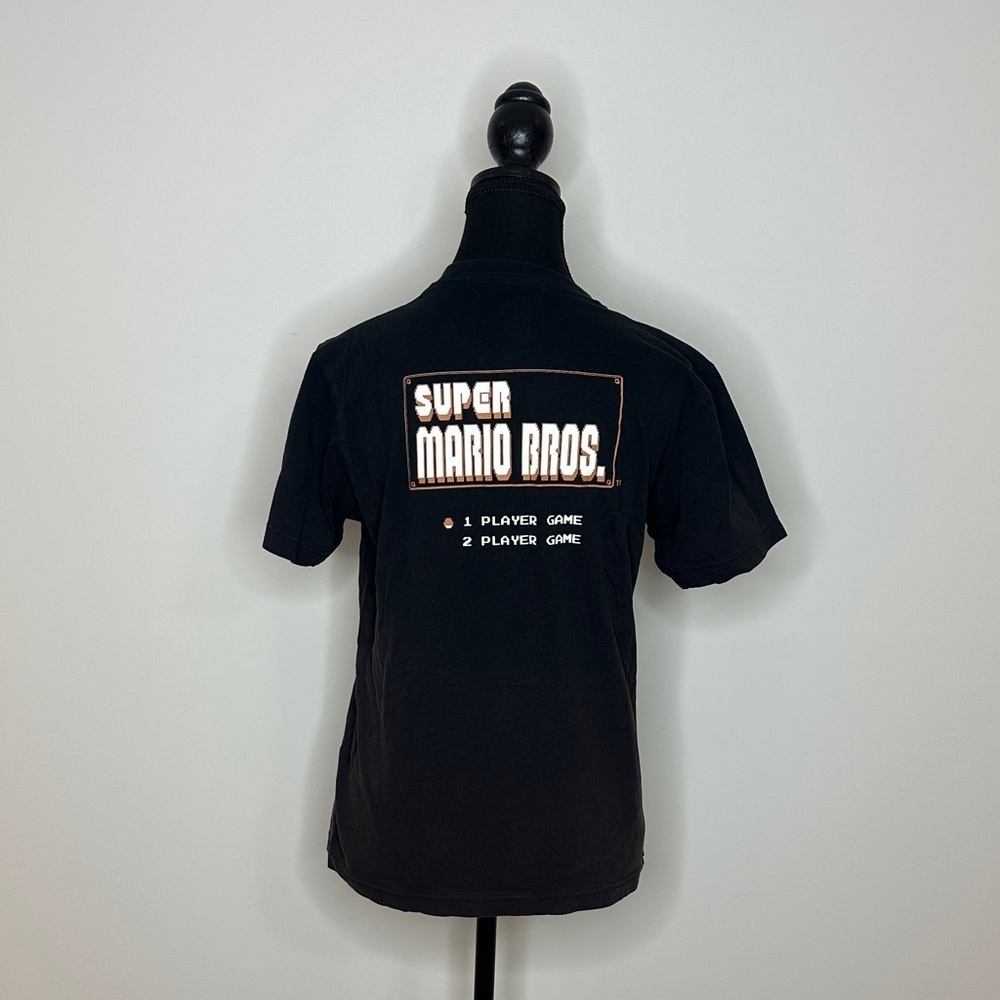 [UNISEX] UNIQLO Super Mario Bros Graphic T-Shirt XS | Black Gamer Retro Nintendo - Picture 2 of 10